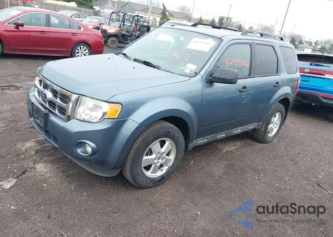 2010 Ford Escape Xlt from USA, damaged, VIN 1FMCU0DG3AKD43766